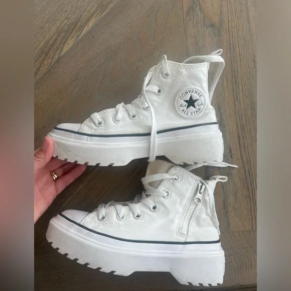 Chuck Taylor All Star Lugged Lift
Platform Canvas LITTLE KIDS HIGH TOP SHOE sz 1 - Picture 3 of 12